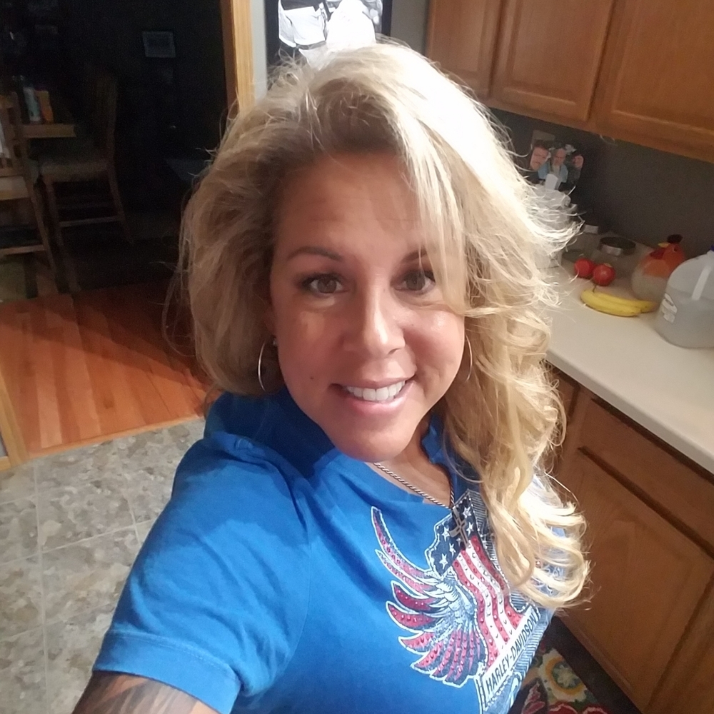 Meet your Posher, Pamela